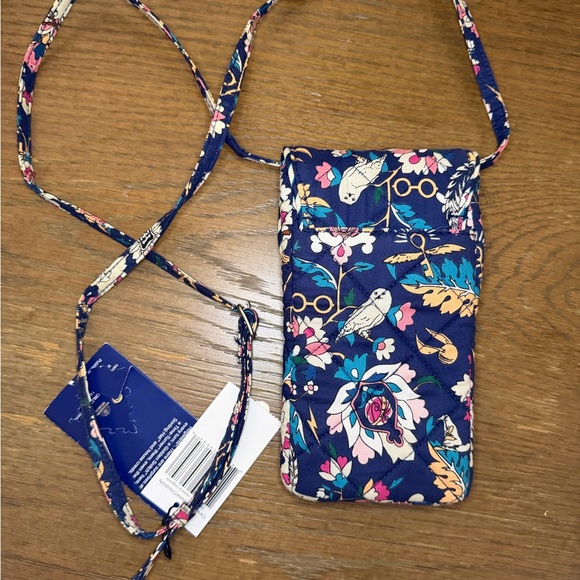 VERA BRADLEY Harry Potter Home to Hogwarts Carson Cell Phone Crossbody Bag Case - Picture 6 of 9